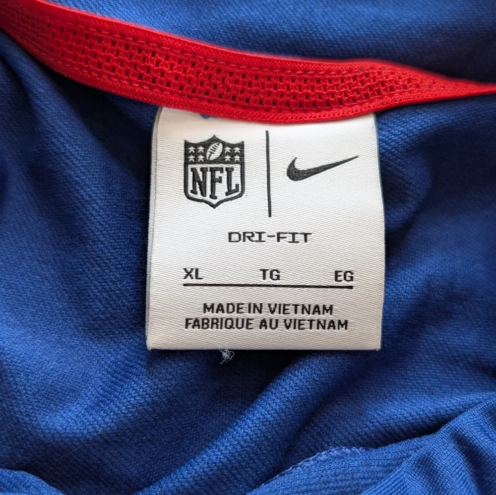 Nike NFL Buffalo Bills Team Hoodie Size XL‎